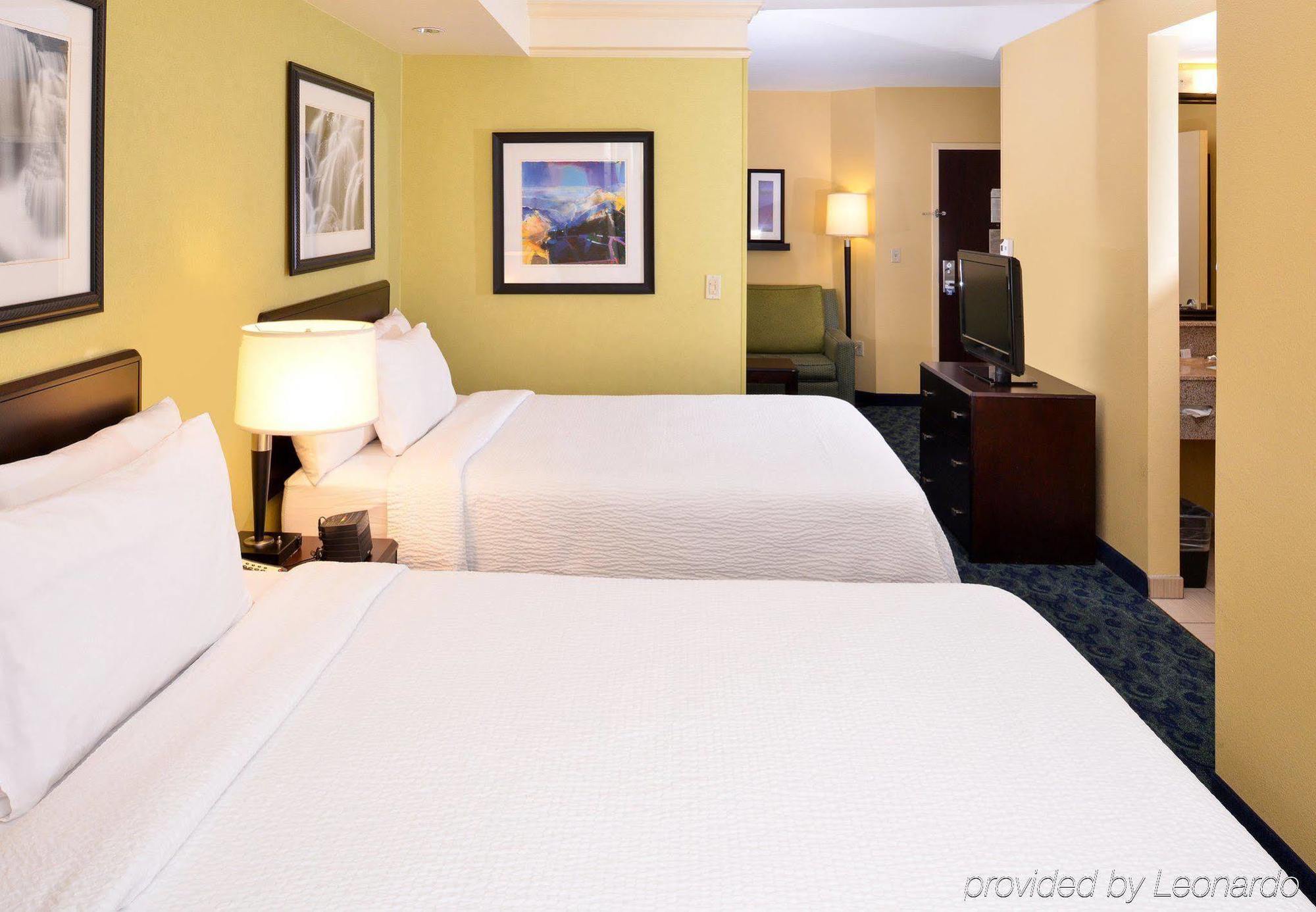 Springhill Suites By Marriott Corona Riverside Extérieur photo